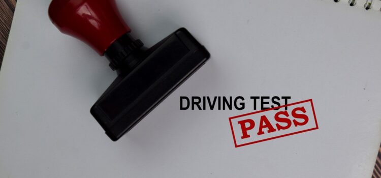Ile czasu jest ważny zdany egzamin teoretyczny na prawo jazdy?